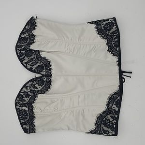 Intimate Attitudes corset size 42 silver and black lace
